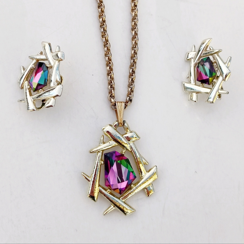 'Chinese Modern' Parure Set Sarah Coventry Vintage Necklace Earrings Watermelon